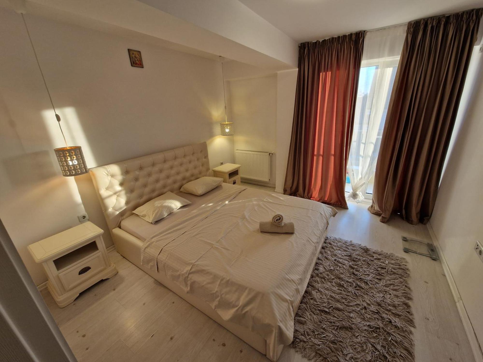 Wizz Pilot Residence Отопень Екстер'єр фото
