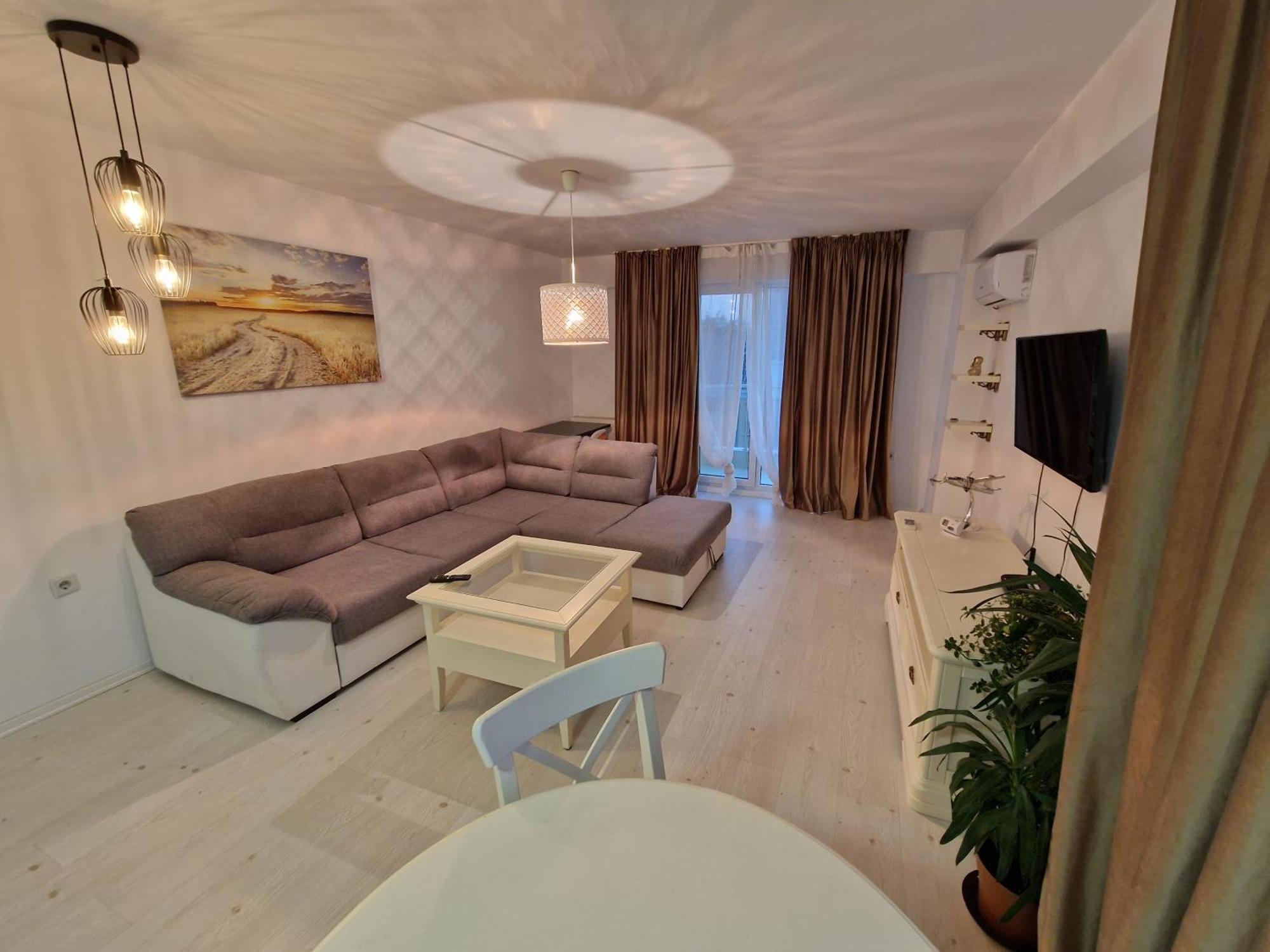 Wizz Pilot Residence Отопень Екстер'єр фото
