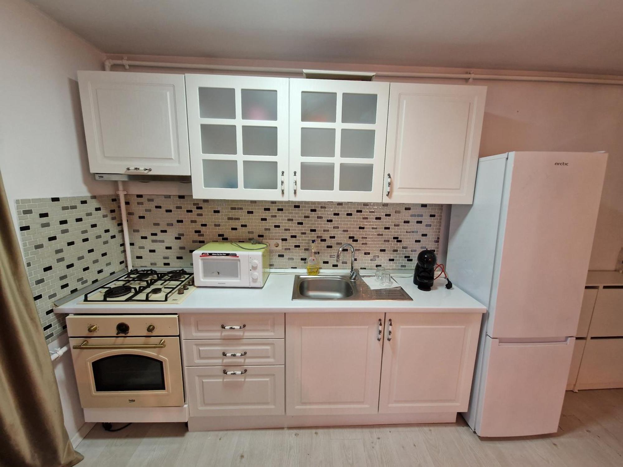 Wizz Pilot Residence Отопень Екстер'єр фото